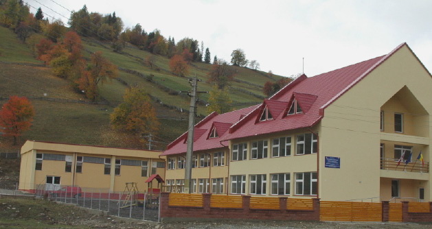 Nowa szkoła w Pojanie Mikuli
